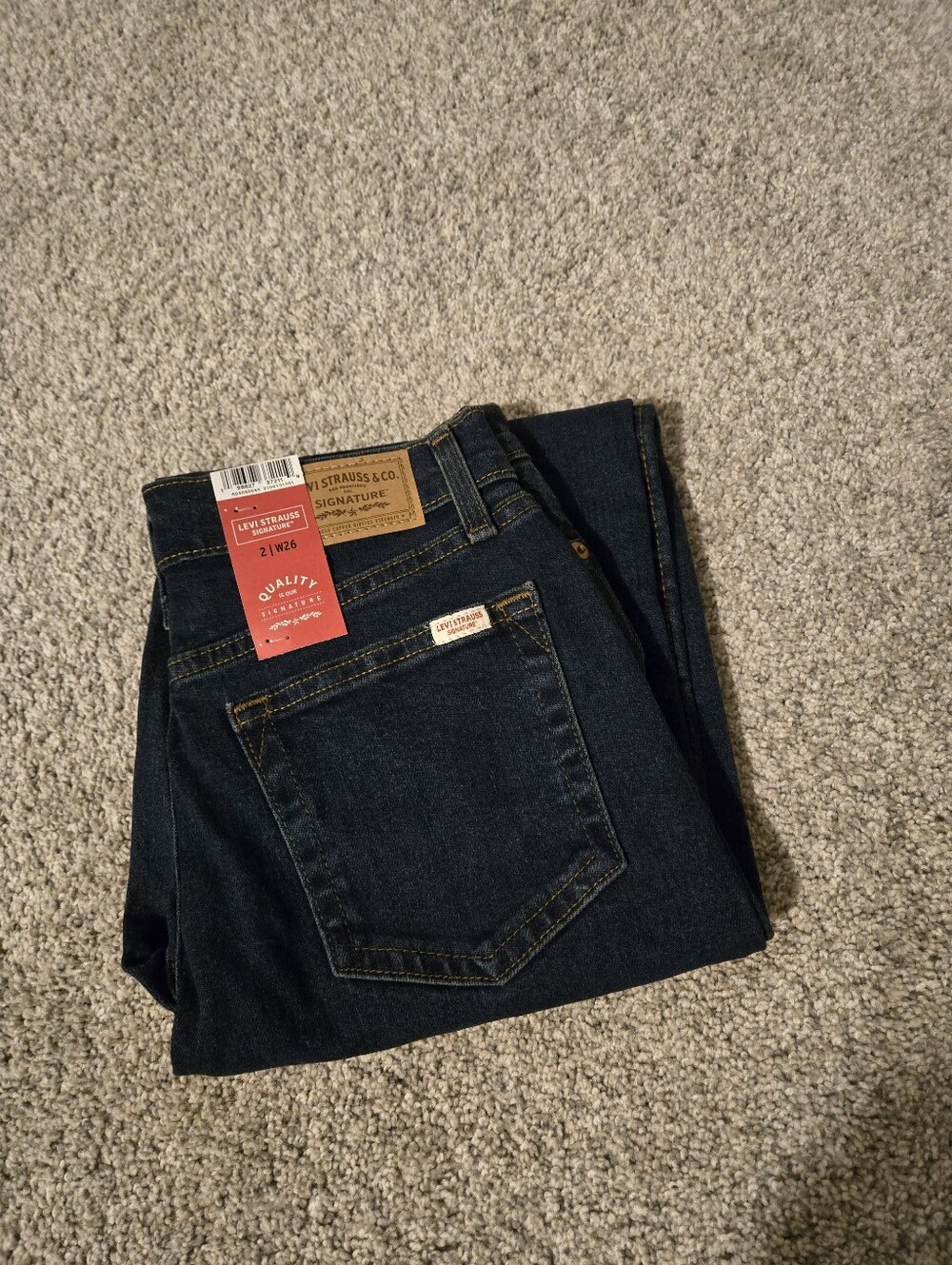 NWT Womens Levis Signature High Rise Straight Jeans